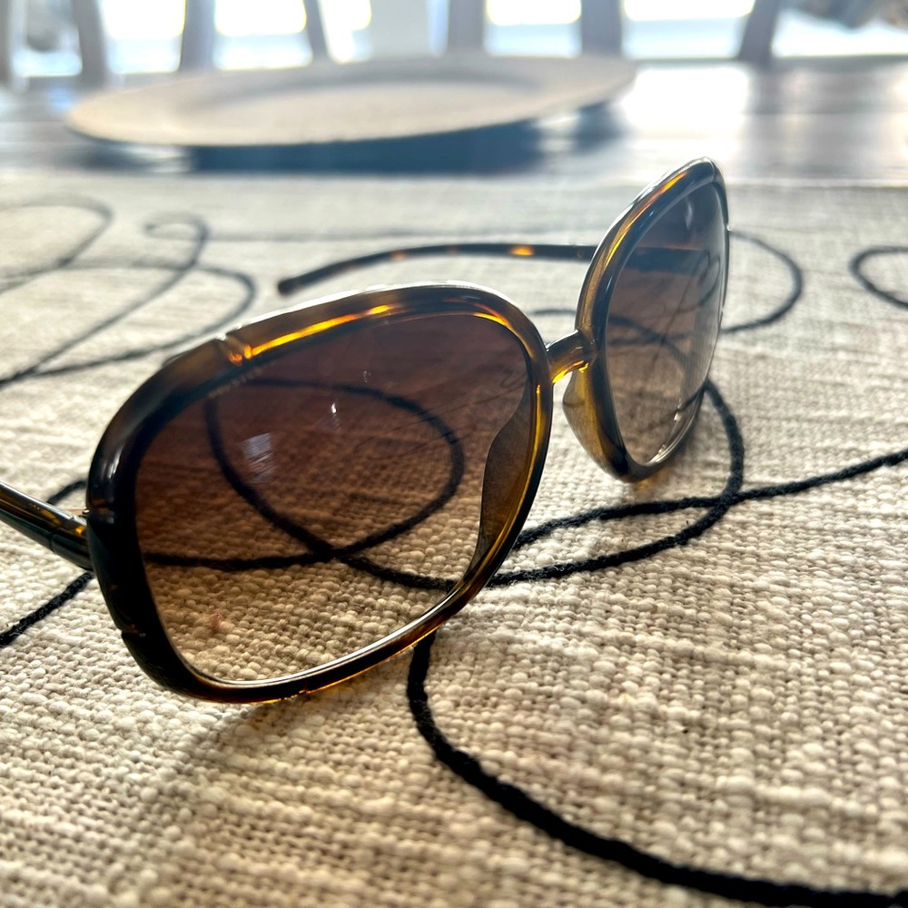 Brown/Burberry Frame